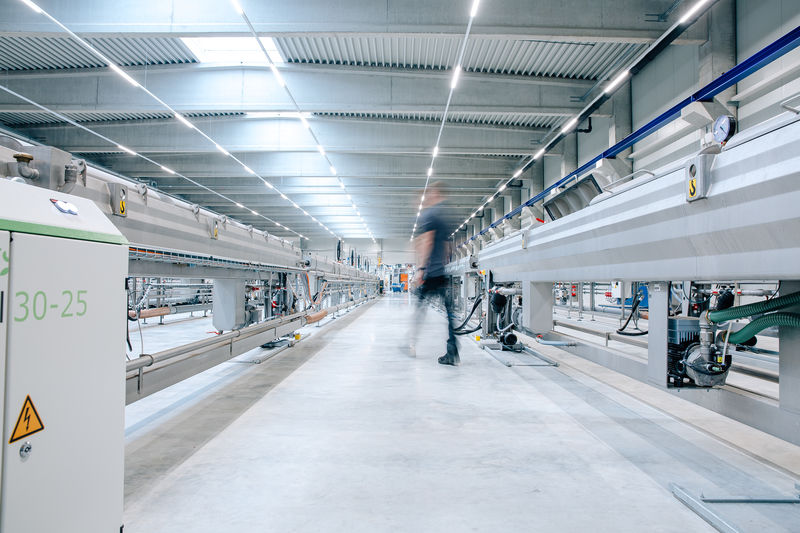 Headquarters Niederwinkling Produktion